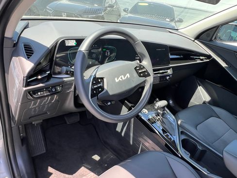New 2026 Kia Niro EX FWD image 20