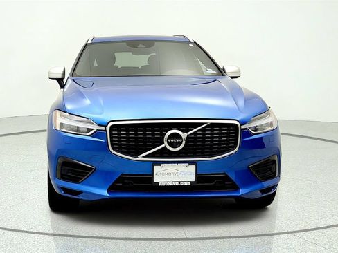 Used 2019 Volvo XC60 T8 R-Design w/ Advanced Package AWD/4WD image 2