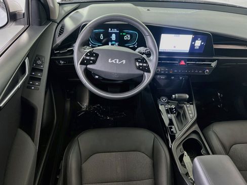 Used 2023 Kia Niro EX FWD image 23