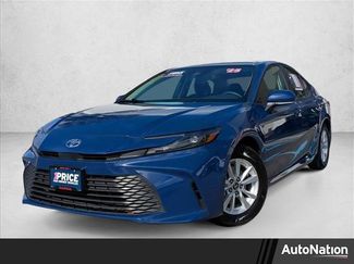 Used 2025 Toyota Camry LE video 1