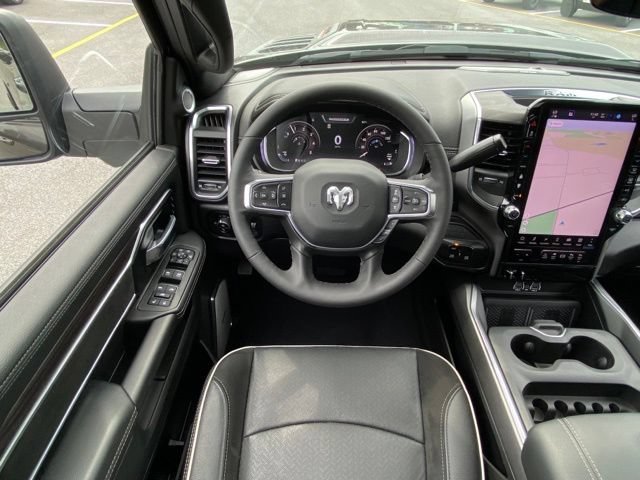Used 2026 RAM 2500 Laramie AWD/4WD image 28