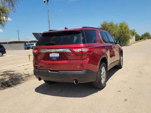 Used 2020 Chevrolet Traverse LT FWD image 8