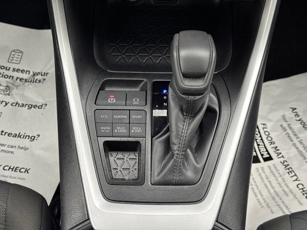 Certified 2025 Toyota RAV4 XLE AWD/4WD image 23