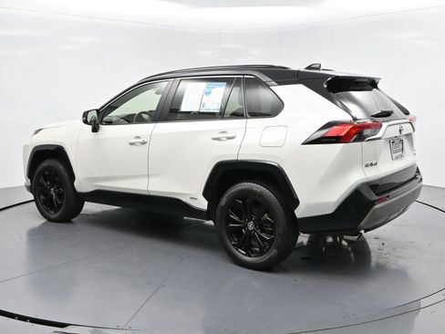 Used 2022 Toyota RAV4 XSE AWD/4WD image 5