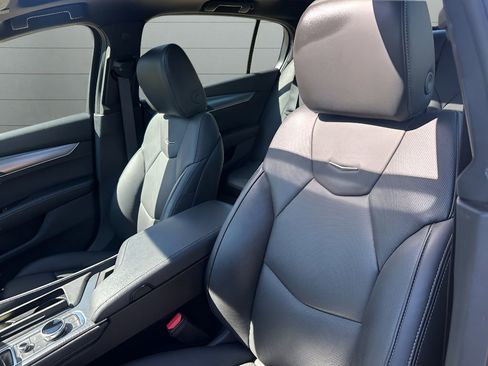 Used 2025 Cadillac CT5 Premium Luxury RWD image 19