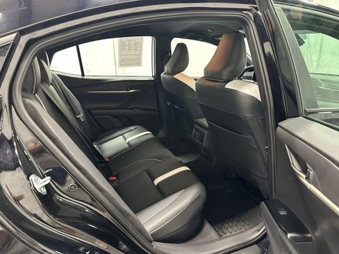 Used 2026 Toyota Camry Hybrid FWD image 52