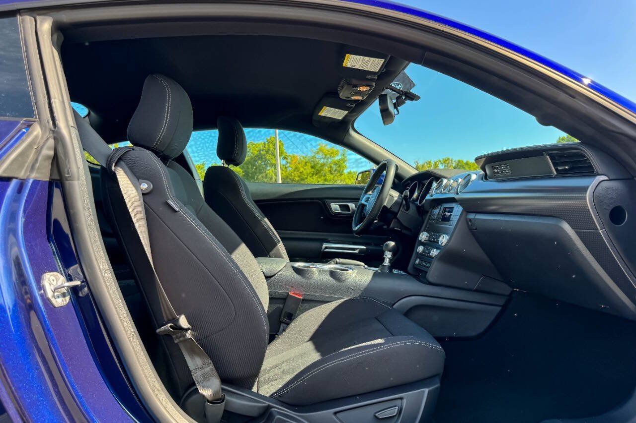 Used 2020 Ford Mustang GT w/ GT Performance Package RWD image 17