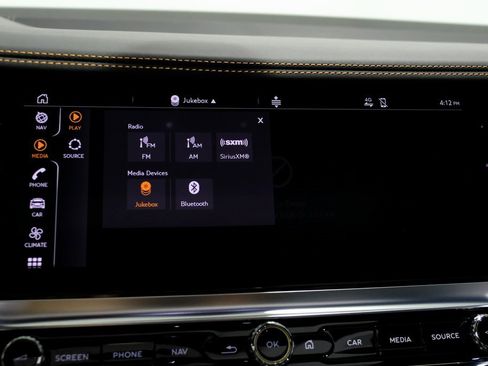 Used 2024 Bentley Flying Spur V8 image 27