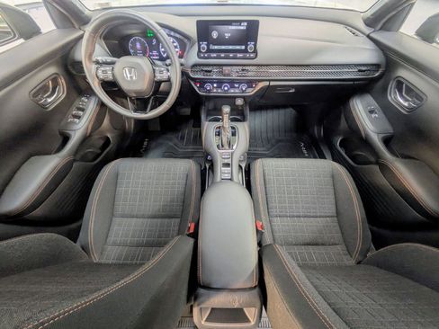 Used 2023 Honda HR-V Sport image 5
