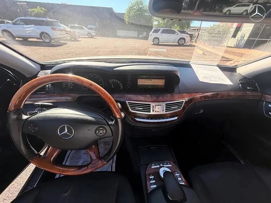 Used 2009 Mercedes-Benz S 550 image 17