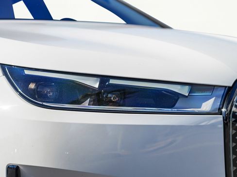 Used 2025 BMW iX xDrive50 image 53