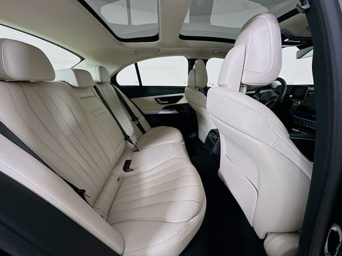 New 2026 Mercedes-Benz E 450 4MATIC Sedan image 30