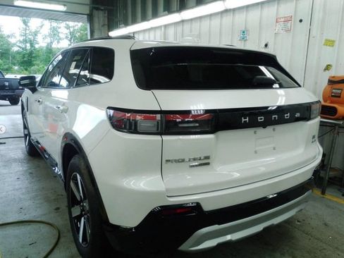 Used 2025 Honda Prologue Touring image 7