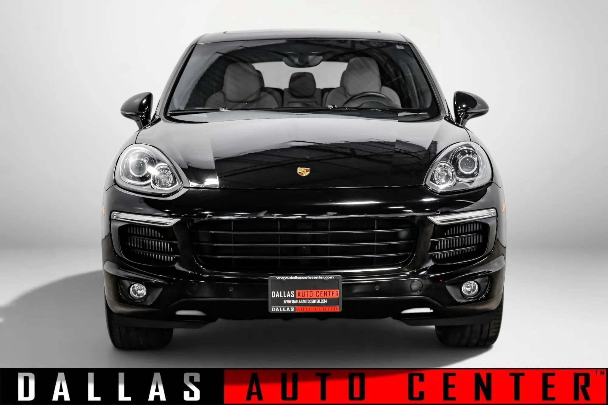 Used 2017 Porsche Cayenne S AWD/4WD image 2