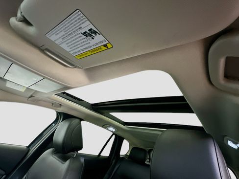 Used 2025 MAZDA CX-50 AWD 2.5 S w/ Premium Package image 27