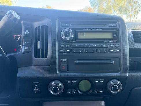 Used 2012 Honda Ridgeline RTS image 19