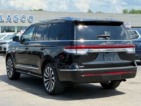 Used 2022 Lincoln Navigator Reserve image 50