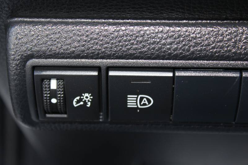 Used 2021 Toyota Corolla SE FWD image 22