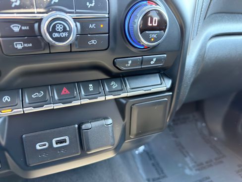 Used 2021 Chevrolet Silverado 1500 RST w/ Z71 Off-Road Package image 37