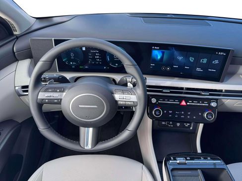 New 2026 Hyundai Tucson SEL image 17