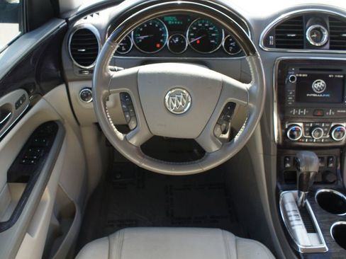 Used 2017 Buick Enclave Leather image 5