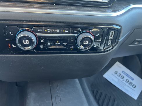 Certified 2022 Chevrolet Silverado 1500 LT image 24