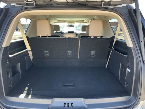 Used 2024 Ford Expedition Max Limited RWD image 10