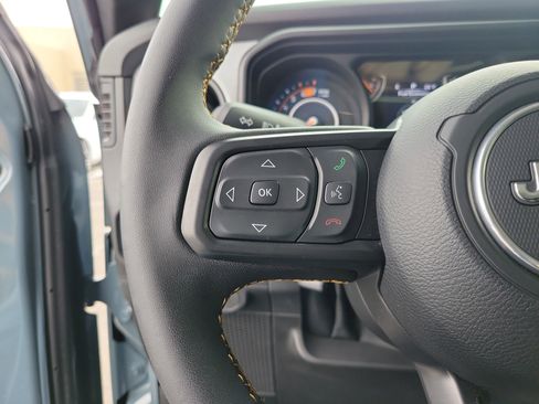 Used 2024 Jeep Wrangler Willys image 22