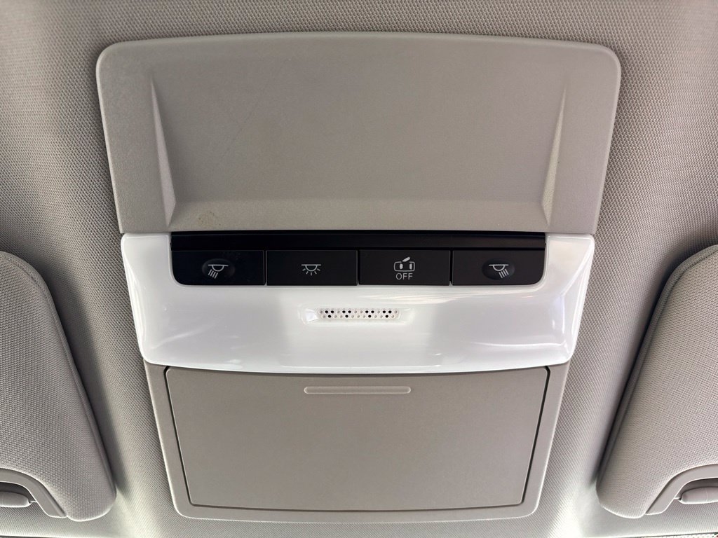 Used 2025 Nissan Altima 2.5 SV FWD image 24
