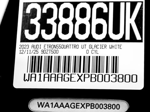 Used 2023 Audi e-tron Premium w/ Convenience Plus Package image 30