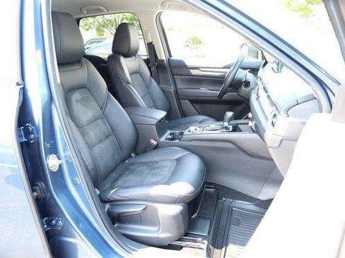 Used 2021 MAZDA CX-5 Touring FWD image 23