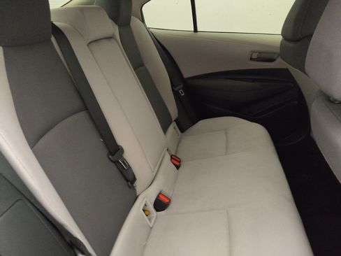 Used 2022 Toyota Corolla LE FWD image 19