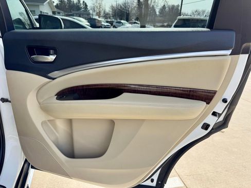 Used 2018 Acura MDX SH-AWD image 9