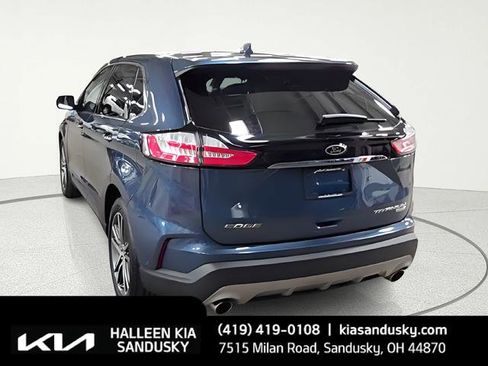 Used 2019 Ford Edge Titanium w/ Equipment Group 301A image 4