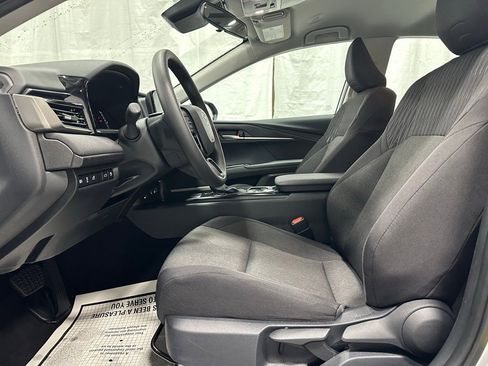 Used 2025 Toyota Camry LE image 14