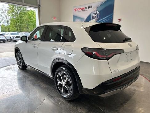Used 2025 Honda HR-V EX-L image 5