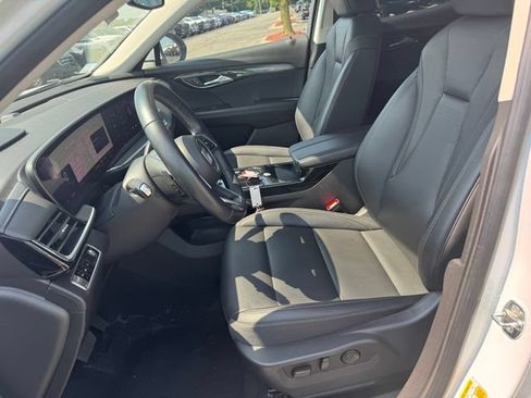 Used 2024 Buick Envision Preferred AWD/4WD image 21