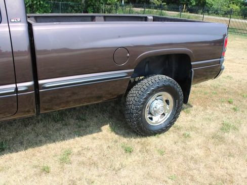 Used 1998 Dodge Ram 2500 Truck 4x4 Quad Cab image 10