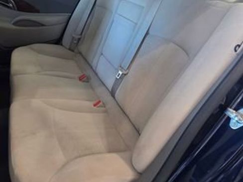 Used 2011 Buick LaCrosse CX image 27