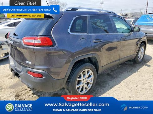 Used 2014 Jeep Cherokee Latitude w/ Cold Weather Group image 4