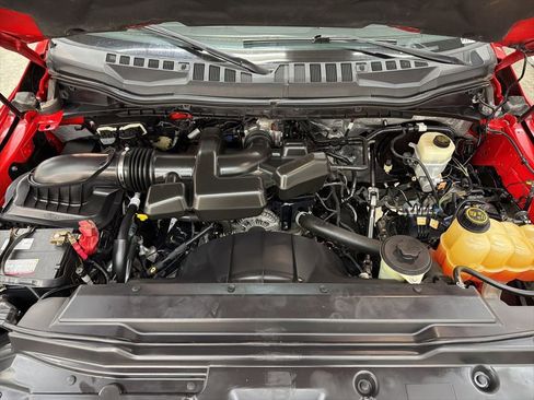 Used 2018 Ford F250 Lariat w/ Chrome Package image 12