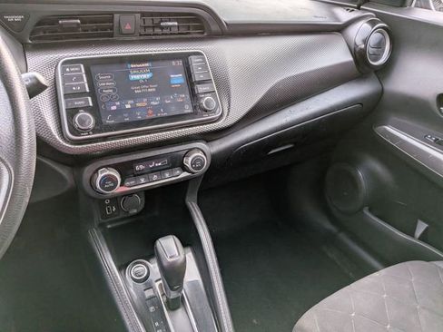 Used 2020 Nissan Kicks SV image 22