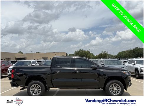 New 2026 Chevrolet Colorado LT w/ LT Convenience Package AWD/4WD image 3