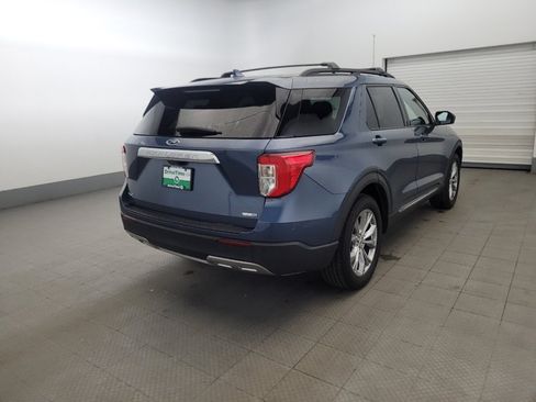 Used 2020 Ford Explorer XLT w/ Equipment Group 202A AWD/4WD image 9