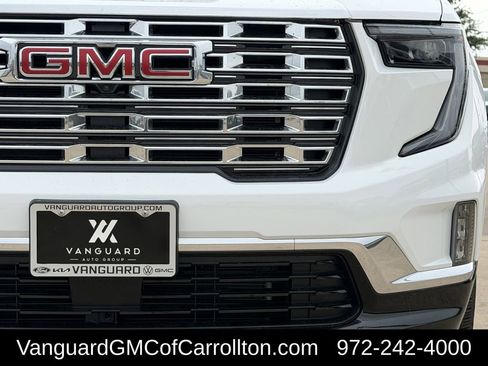 New 2026 GMC Acadia Denali AWD/4WD image 9
