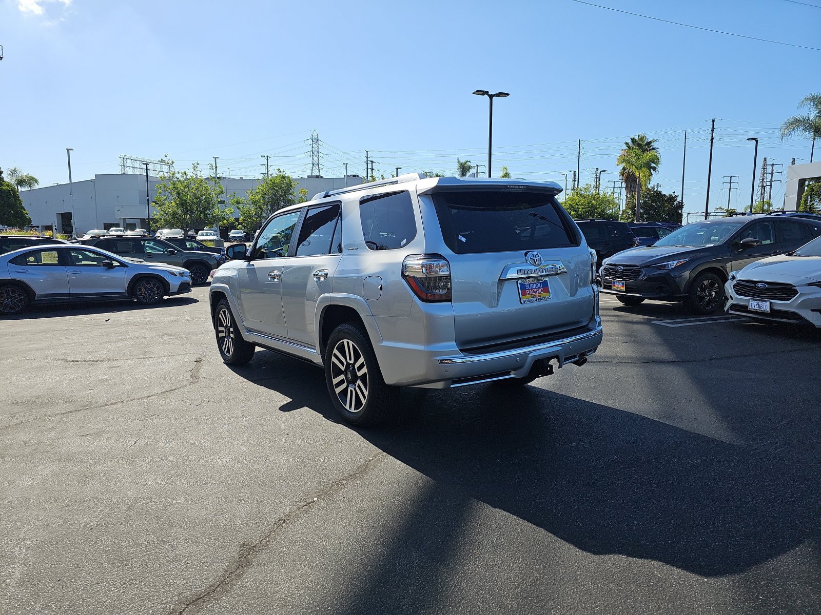 Used 2024 Toyota 4Runner Limited AWD/4WD image 5