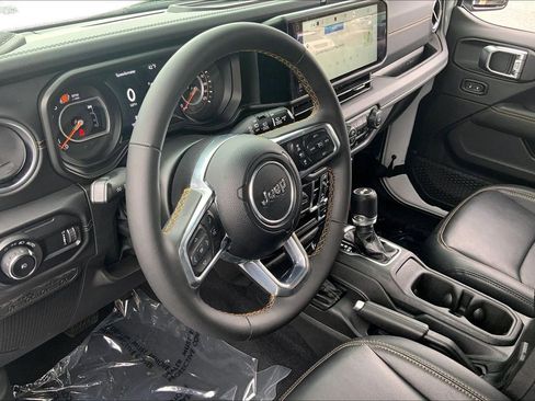 Certified 2025 Jeep Wrangler Sahara image 16