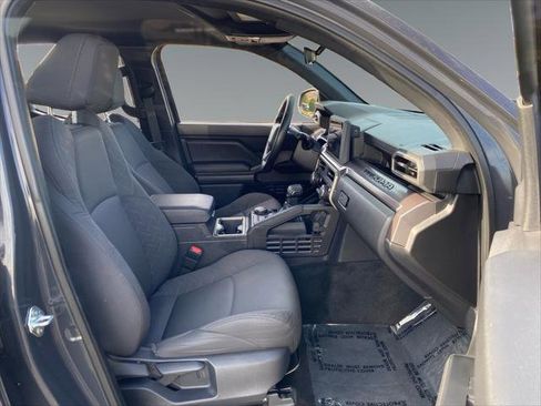 Certified 2025 Toyota Tacoma SR5 image 15