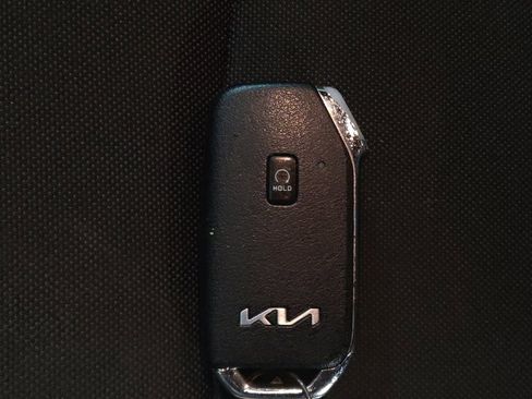 Used 2022 Kia Forte GT image 32