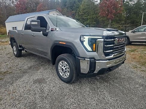 New 2026 GMC Sierra 2500 SLE w/ Preferred Package image 7